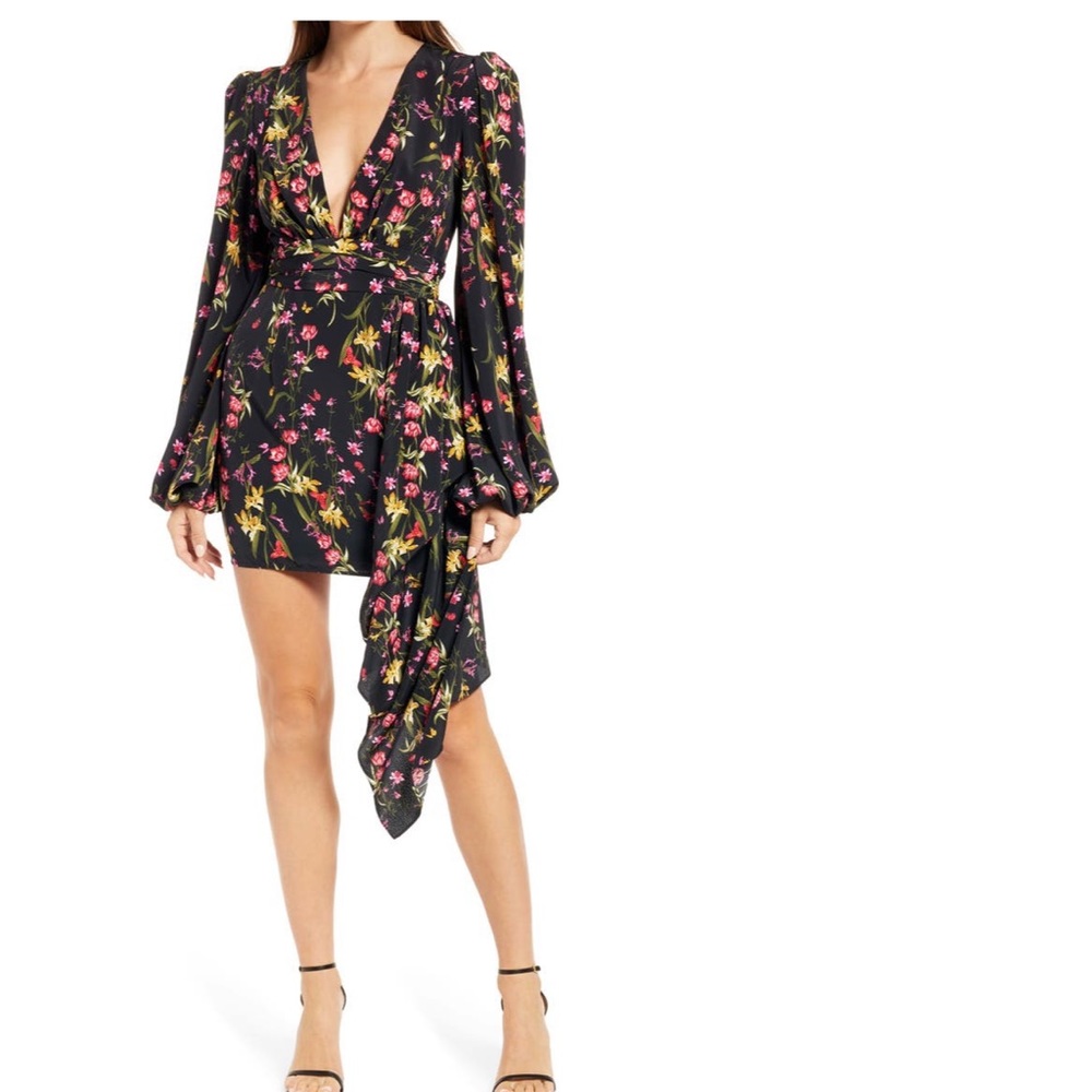 Katie may Sleepless Nights Floral
Long Sleeve Cocktail
Dress